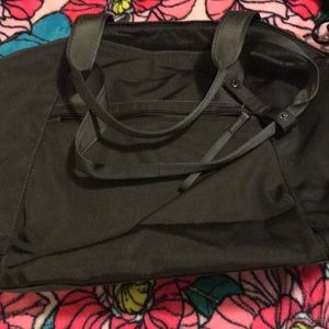 Lululemon large deep forest green tote
